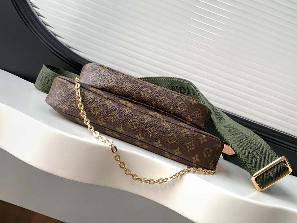Louis Vuitton Multi Pochette in Tela Monogram