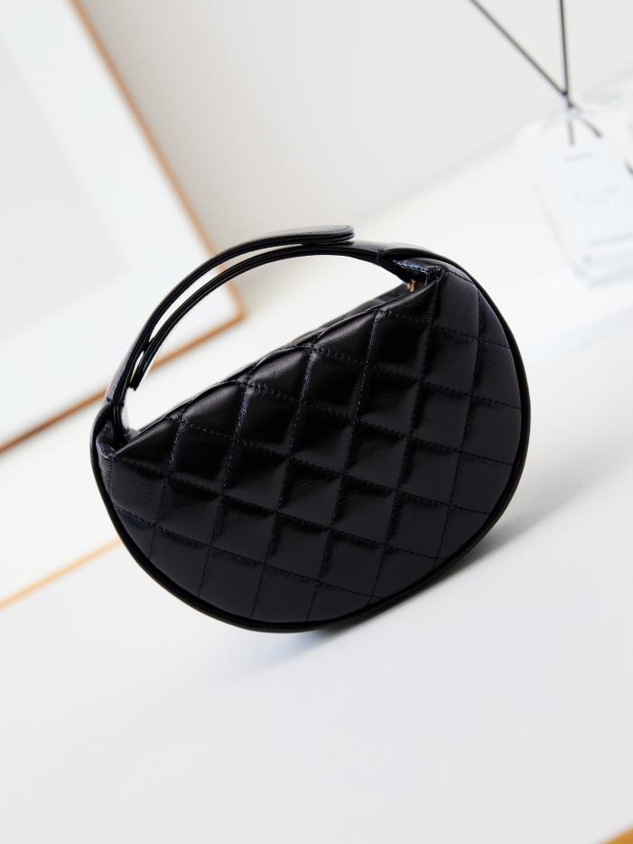 Chanel AP4058