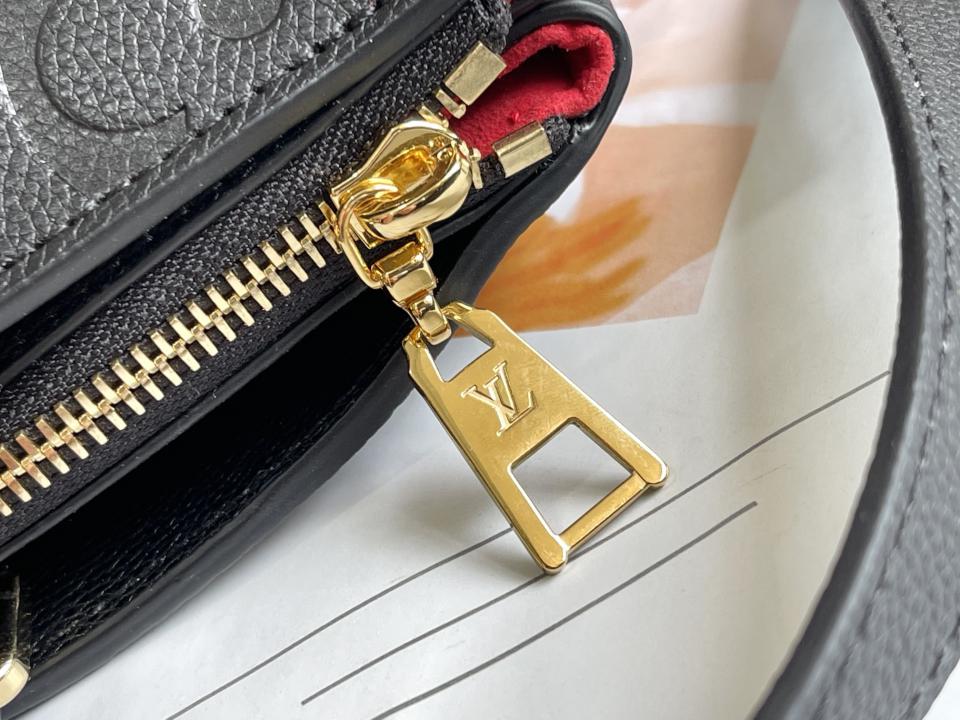 Louis Vuitton  Grand Palais