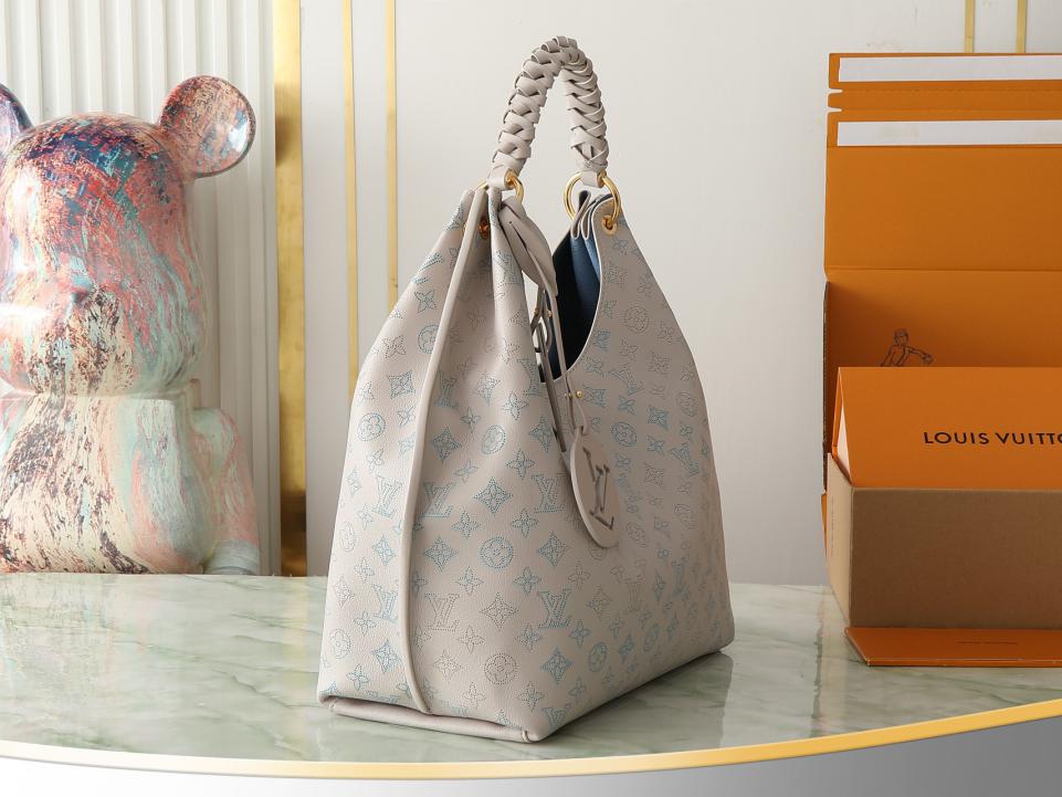Louis Vuitton  Moonlight Lady