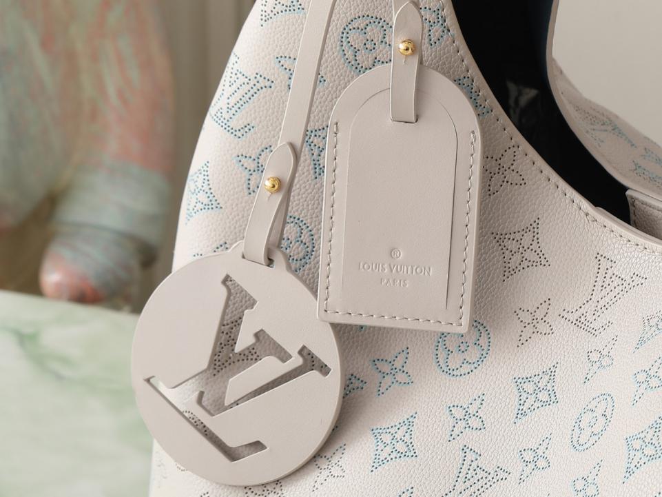 Louis Vuitton  Moonlight Lady