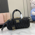 Con set completo di confezioni originali da banco” MIU MIU Arcadie Matelasse borsa a tracolla in pelle di pecora media 27 cm