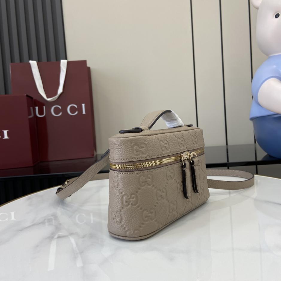 Gucci  Emblem