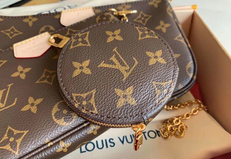 Louis Vuitton Multi Pochette Accessoires in Tela Monogram - Rosa