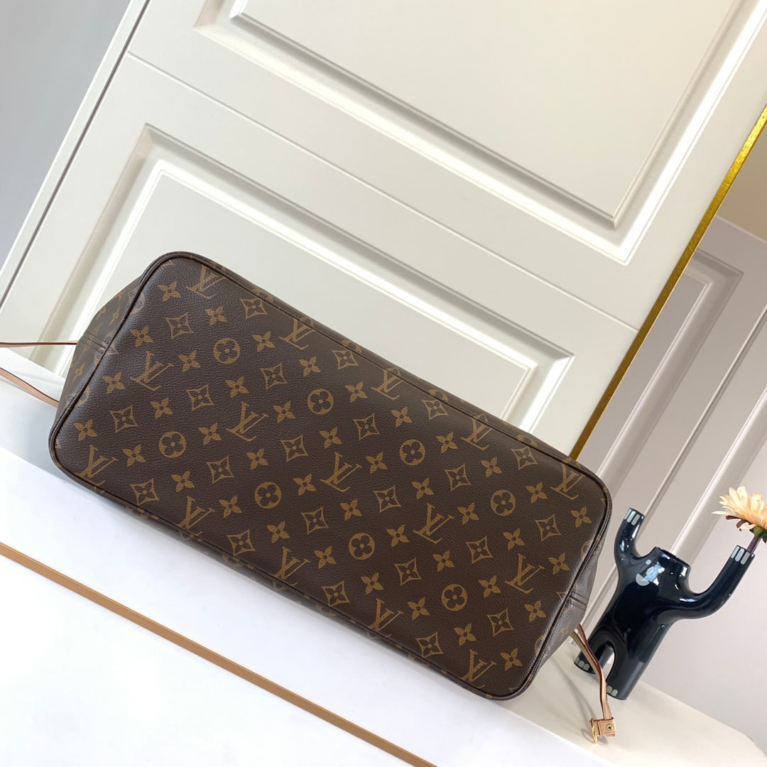Louis Vuitton Borsa Neverfull MM in Tela Monogram - Rosso Ciliegia