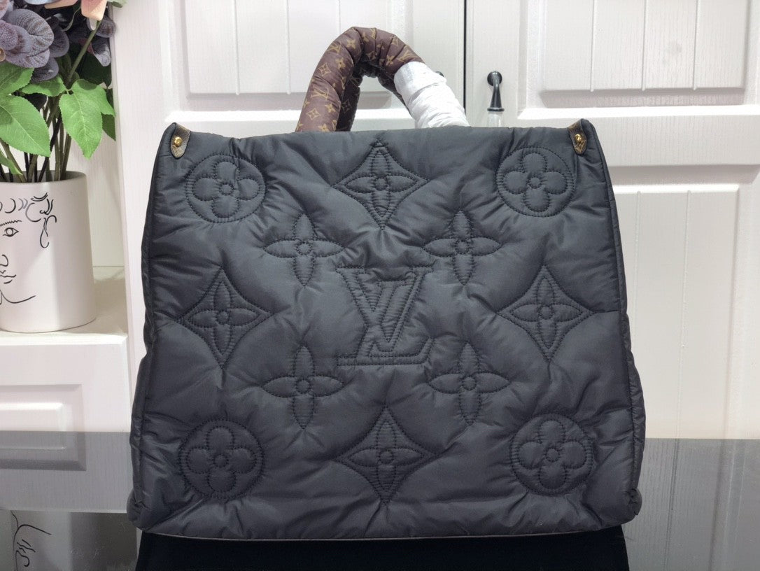 Louis Vuitton Borsa OnTheGo MM in Pelle Monogram Empreinte
