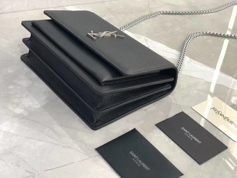 Yves Saint Laurent Kate Medium Satchel in Pelle Testurizzata Nera