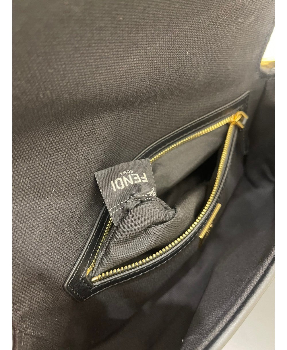 Baguette FENDI