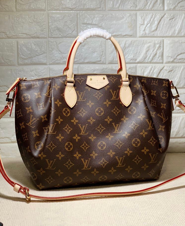 Borsa Louis Vuitton Turenne MM in Monogram