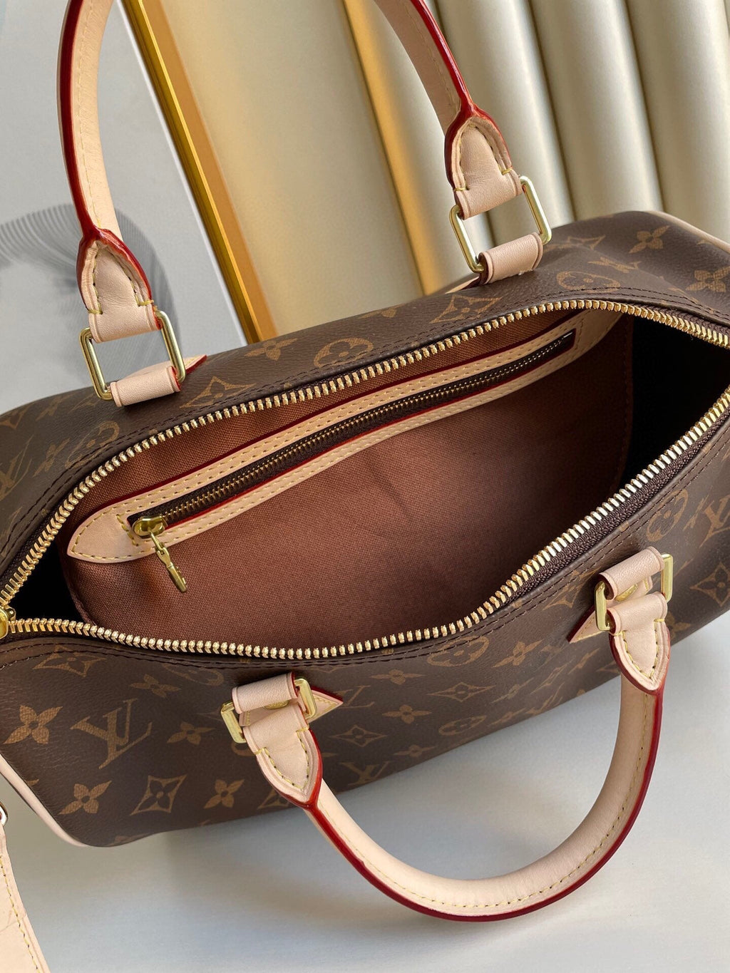 Louis Vuitton Speedy 30 in Tela Monogram 1
